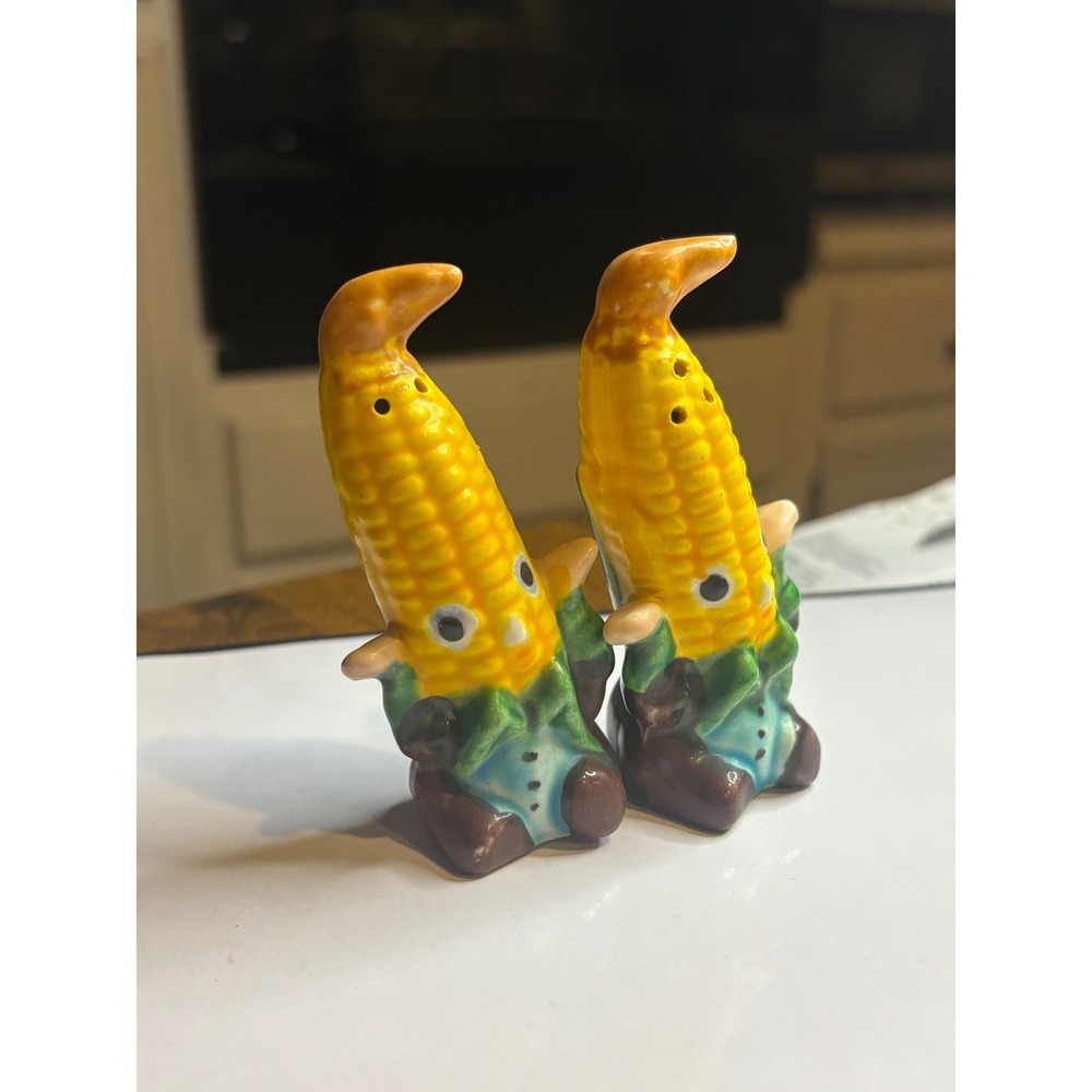 Vintage Anthropomorphic Corn Salt & Pepper Shakers Set Ceramic Kitsch quirky